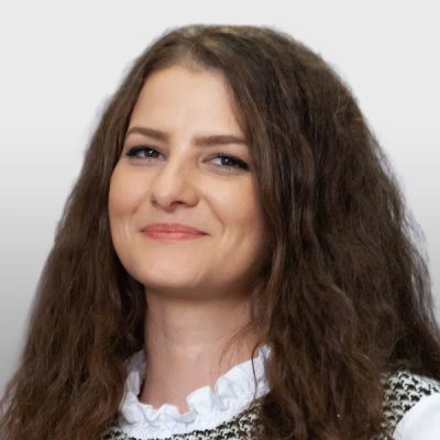 Cristina Lazăr-Timofte